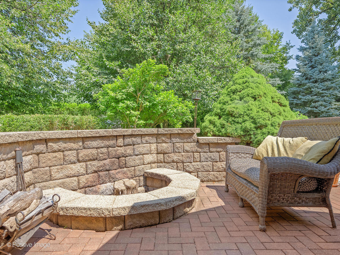 1401 Sussex Road, Naperville, IL 60540