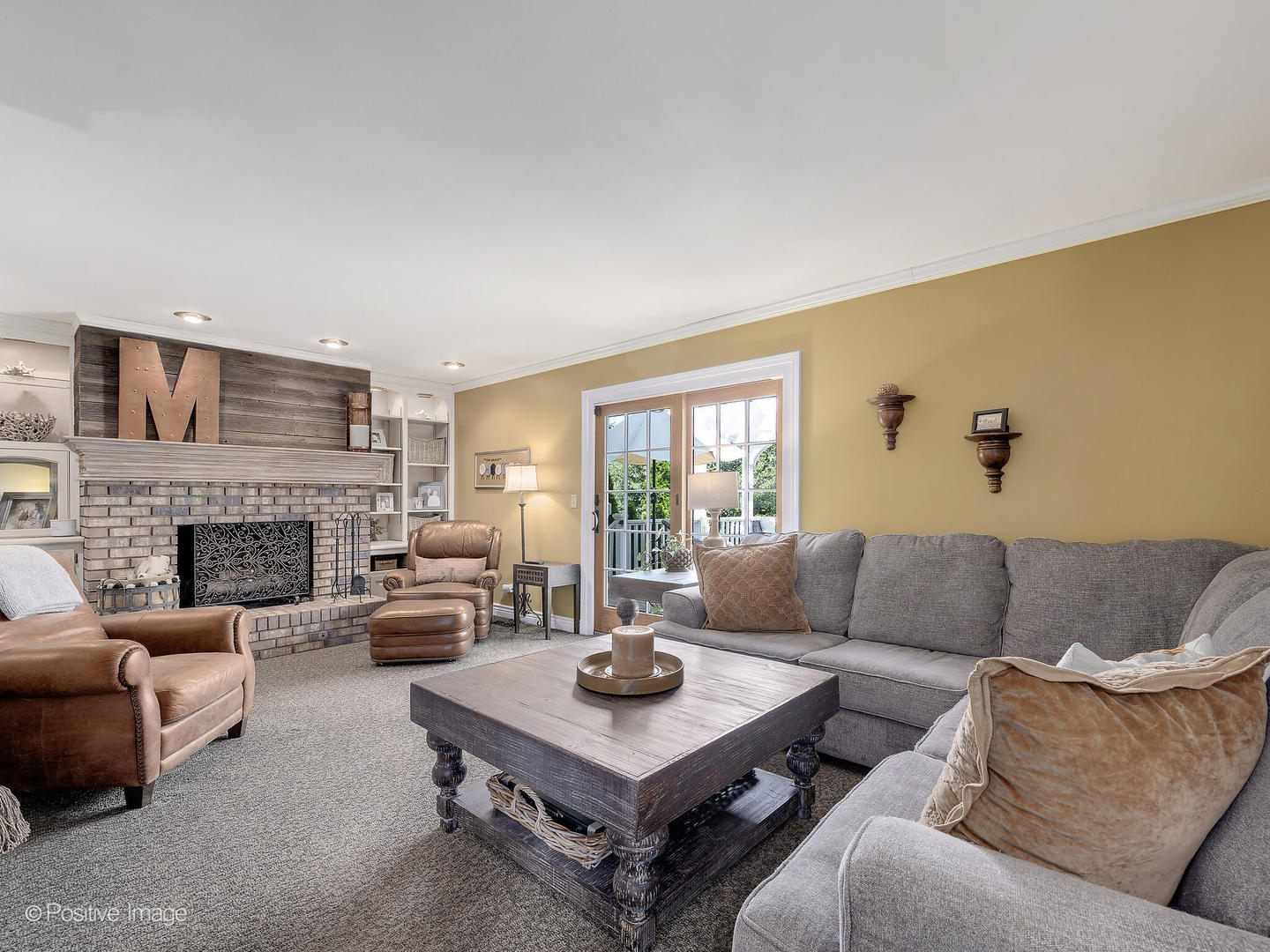 1401 Sussex Road, Naperville, IL 60540