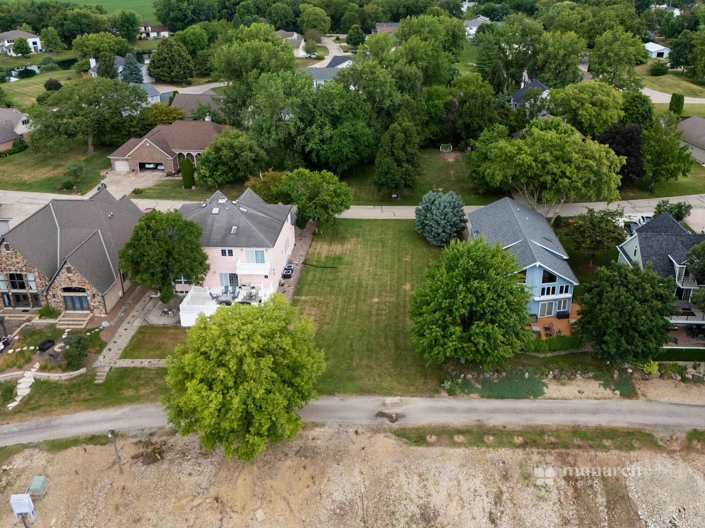 100 Hillsman Lane, Seneca, IL 61360