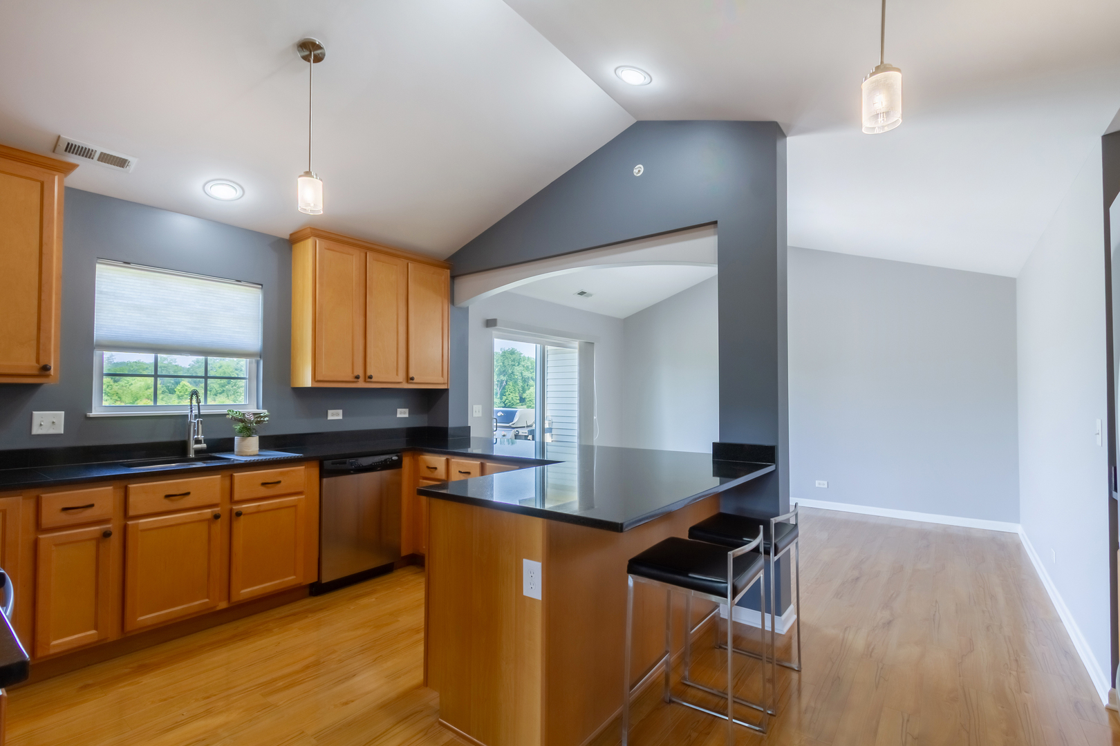 2746 Acorn Court #2746, West Dundee, IL 60118