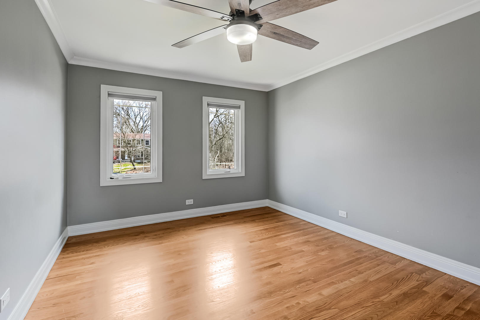 308 Oakbrook Court, Bartlett, IL 60103