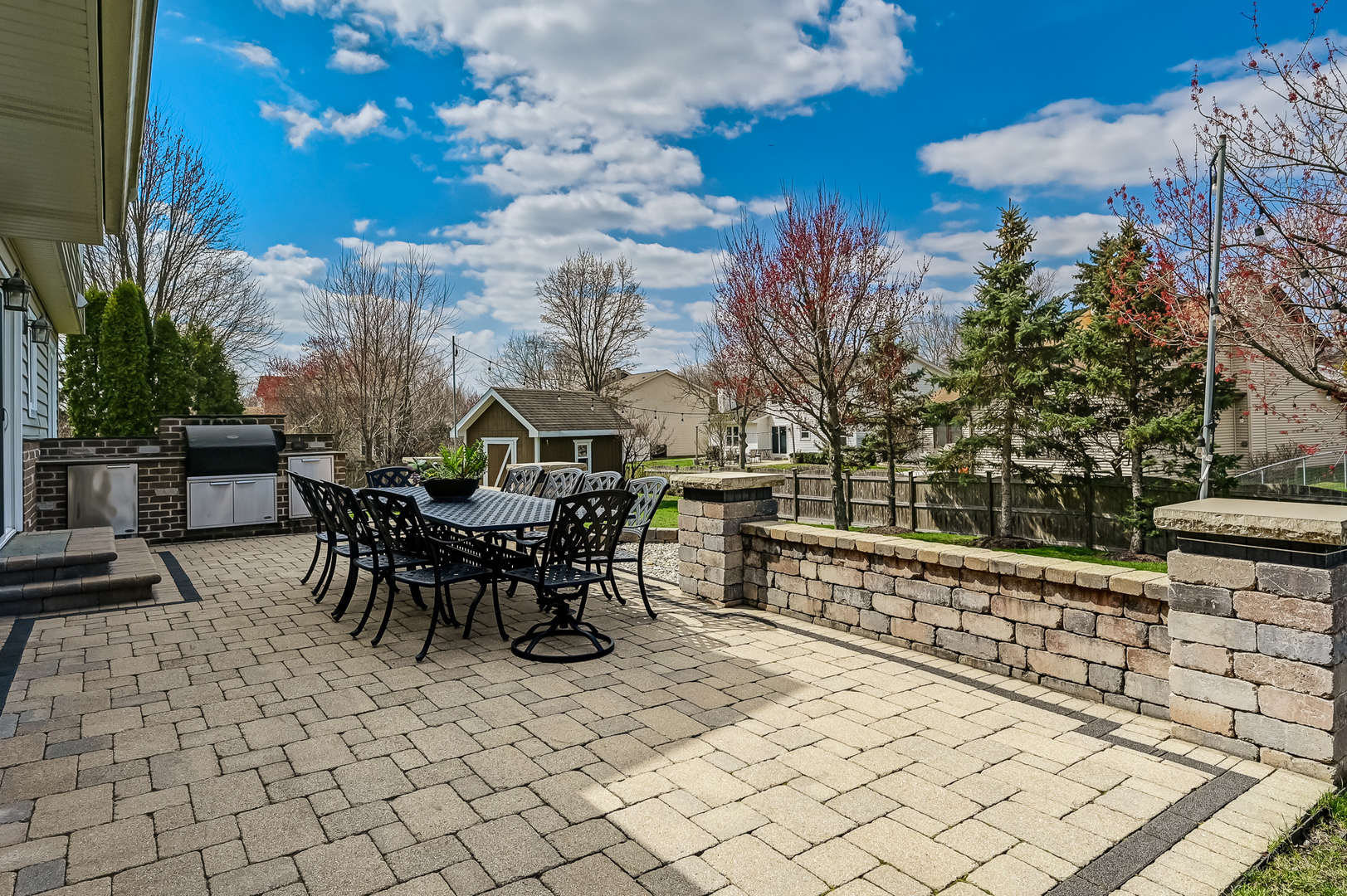 308 Oakbrook Court, Bartlett, IL 60103