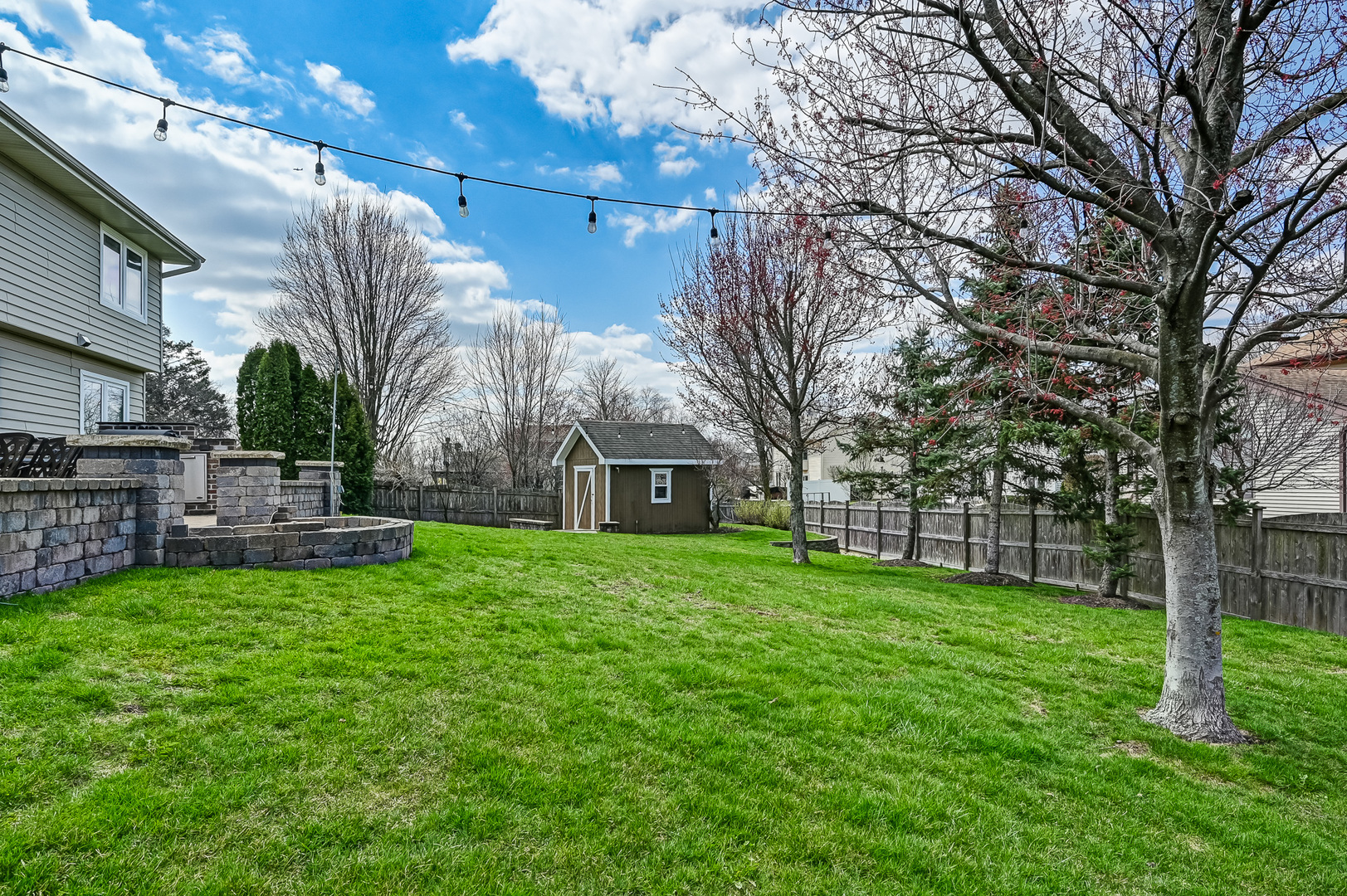 308 Oakbrook Court, Bartlett, IL 60103