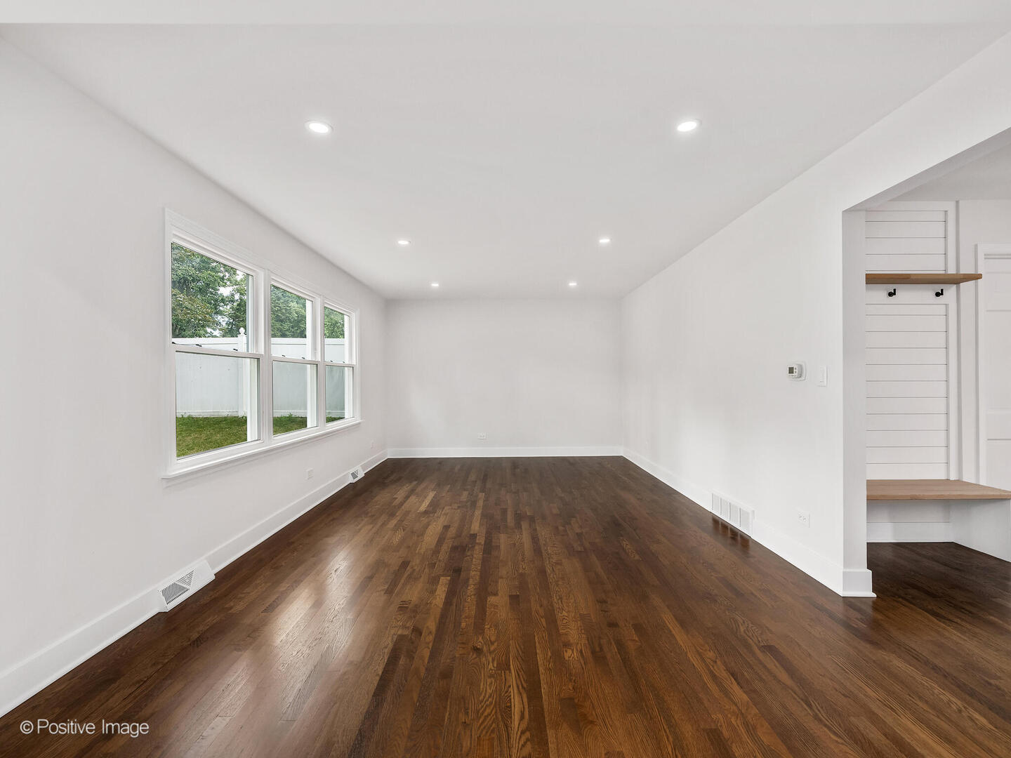 704 59th Street, Lisle, IL 60532