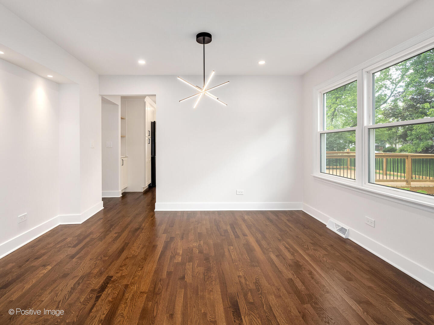 704 59th Street, Lisle, IL 60532