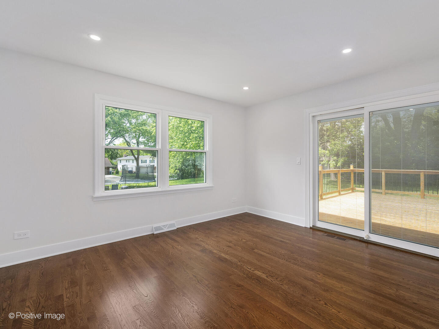 704 59th Street, Lisle, IL 60532