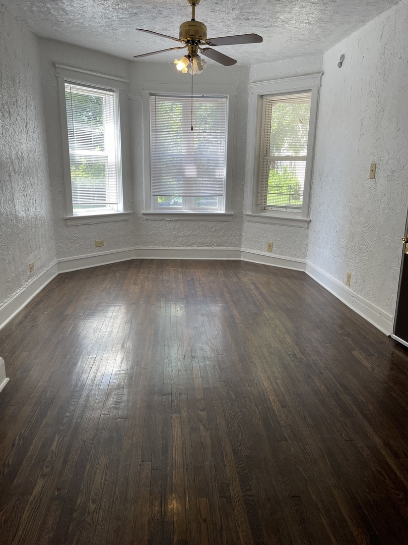 2720 W Flournoy Street, Chicago, IL 60612