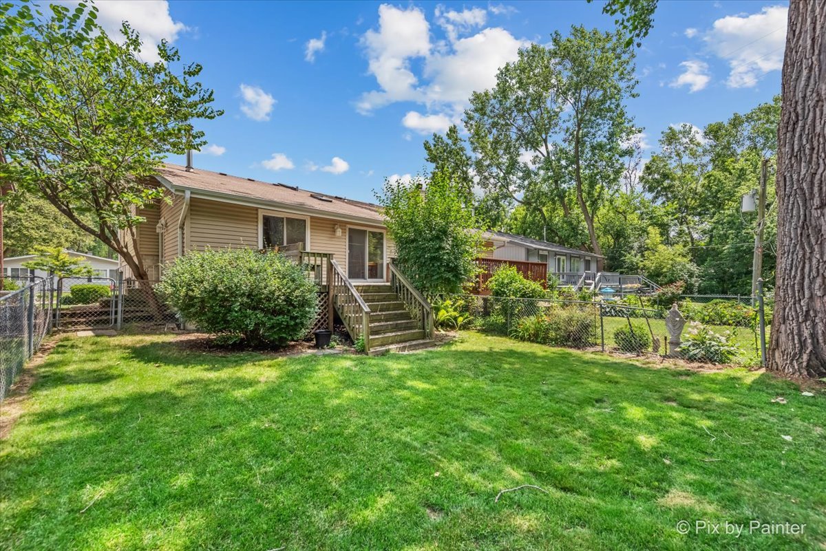 206 Troy Lane, Lombard, IL 60148
