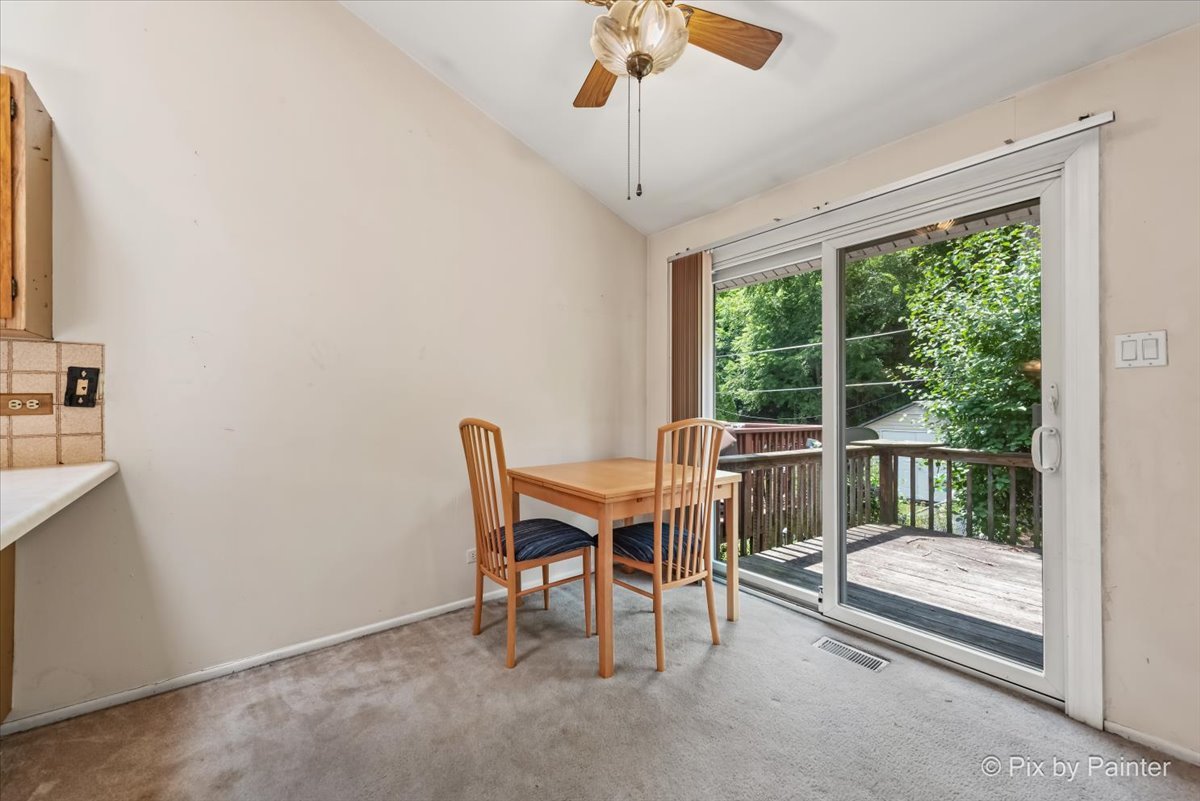 206 Troy Lane, Lombard, IL 60148