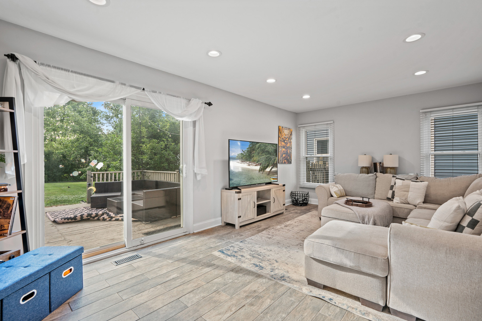 5S705 Hummingbird Lane, Naperville, IL 60540