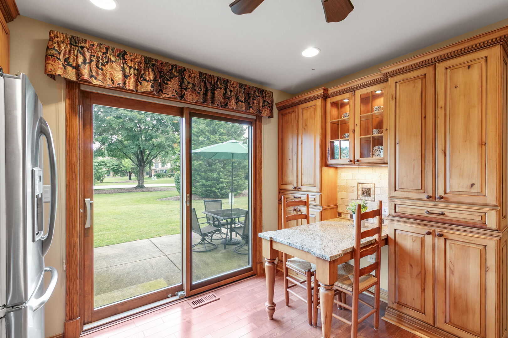 11016 Eaton Court, Westchester, IL 60154