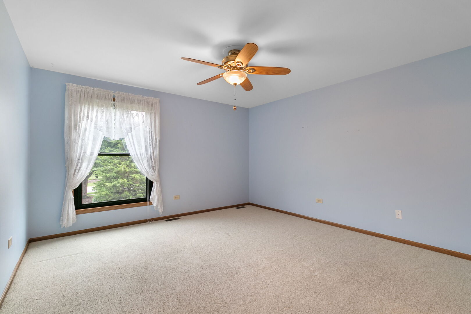 11016 Eaton Court, Westchester, IL 60154