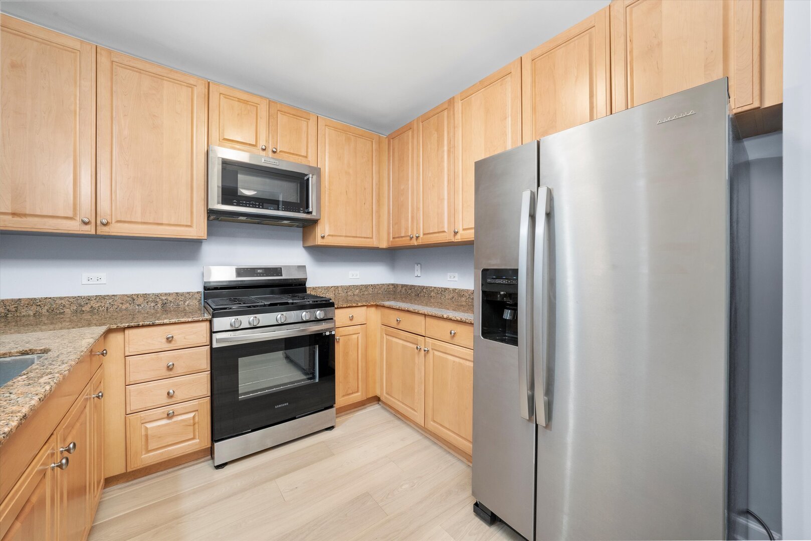 420 E Waterside Drive #407, Chicago, IL 60601