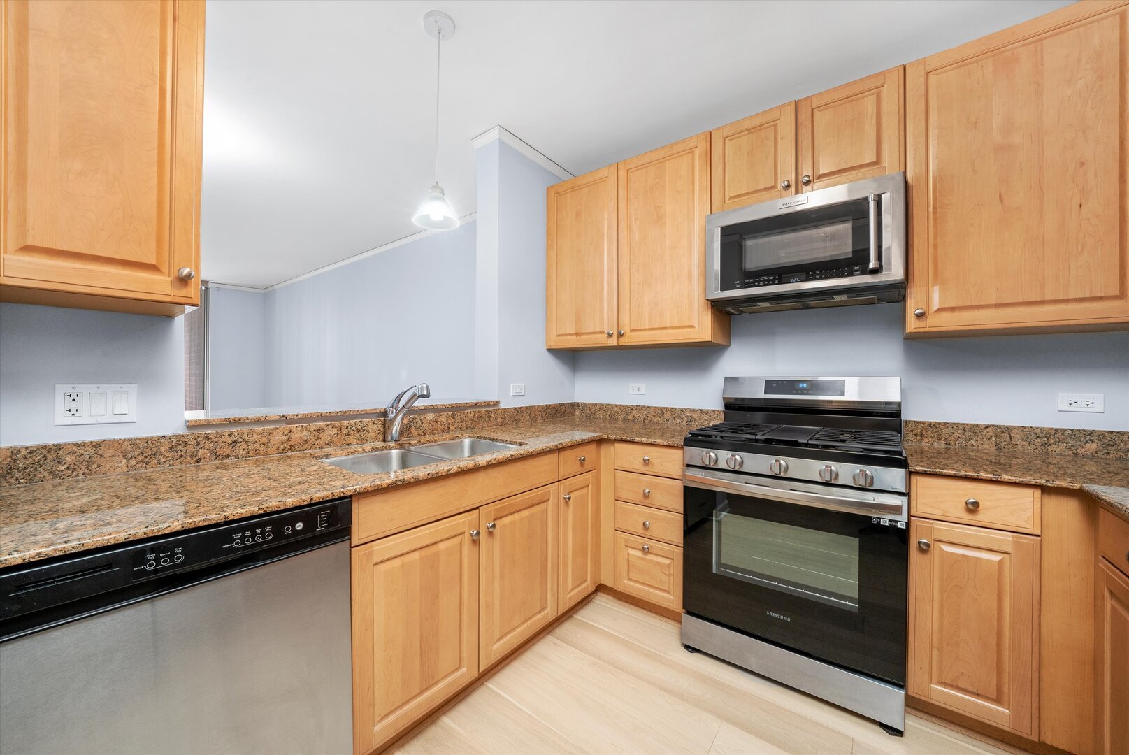 420 E Waterside Drive #407, Chicago, IL 60601