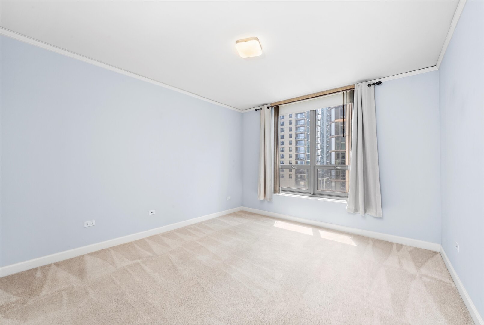 420 E Waterside Drive #407, Chicago, IL 60601