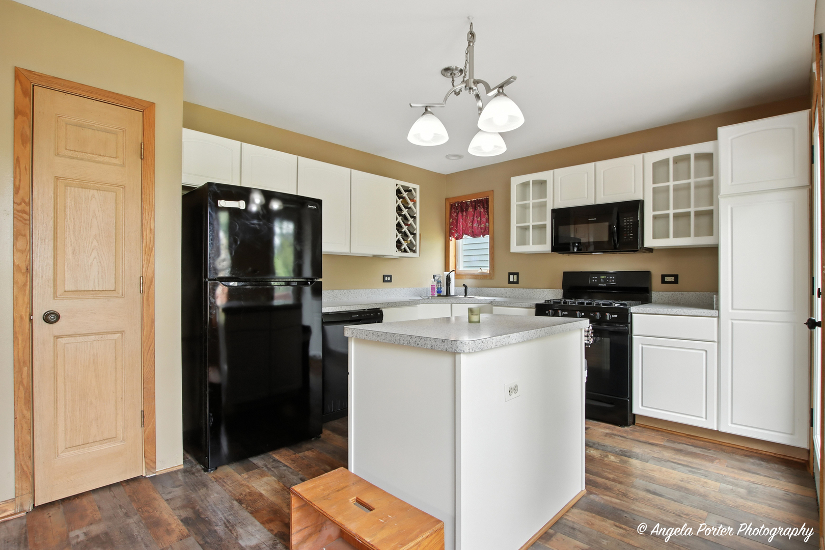 35954 N Hunt Avenue, Ingleside, IL 60041