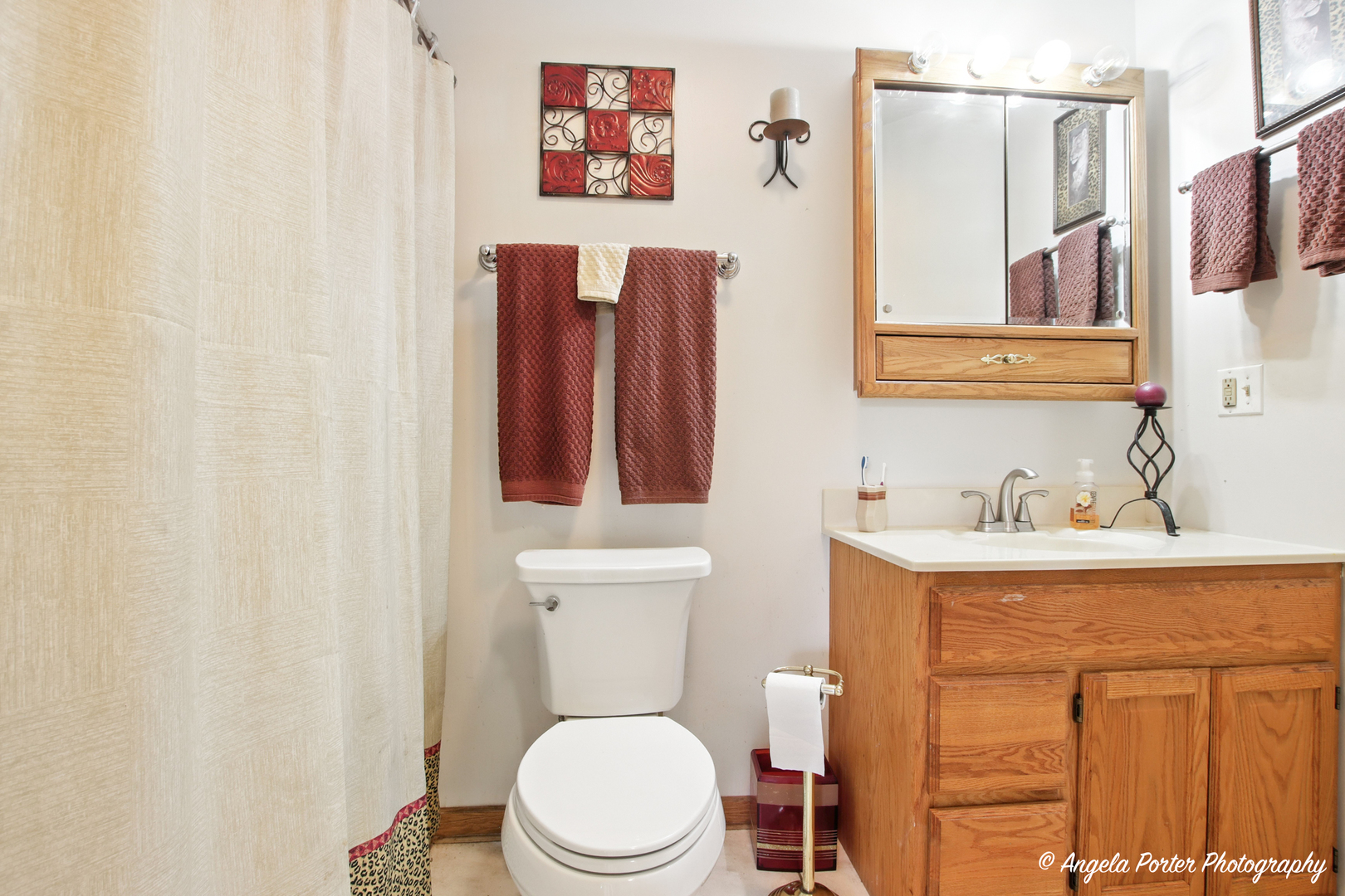 35954 N Hunt Avenue, Ingleside, IL 60041