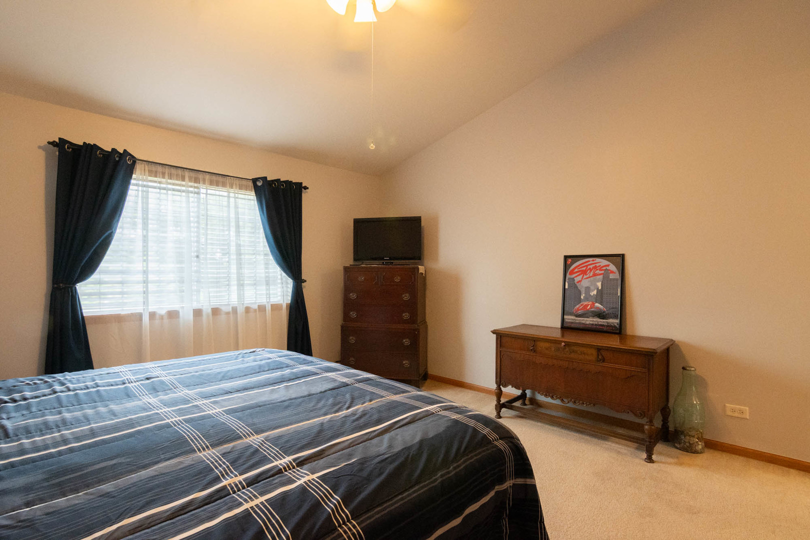 2020 Braeburn Court #A, Wauconda, IL 60084