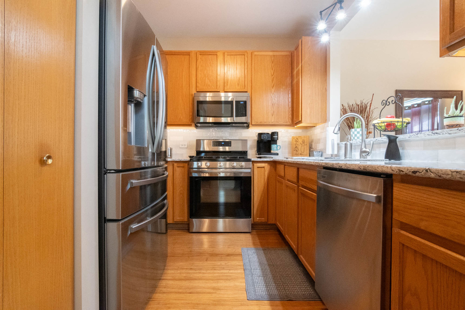 2020 Braeburn Court #A, Wauconda, IL 60084