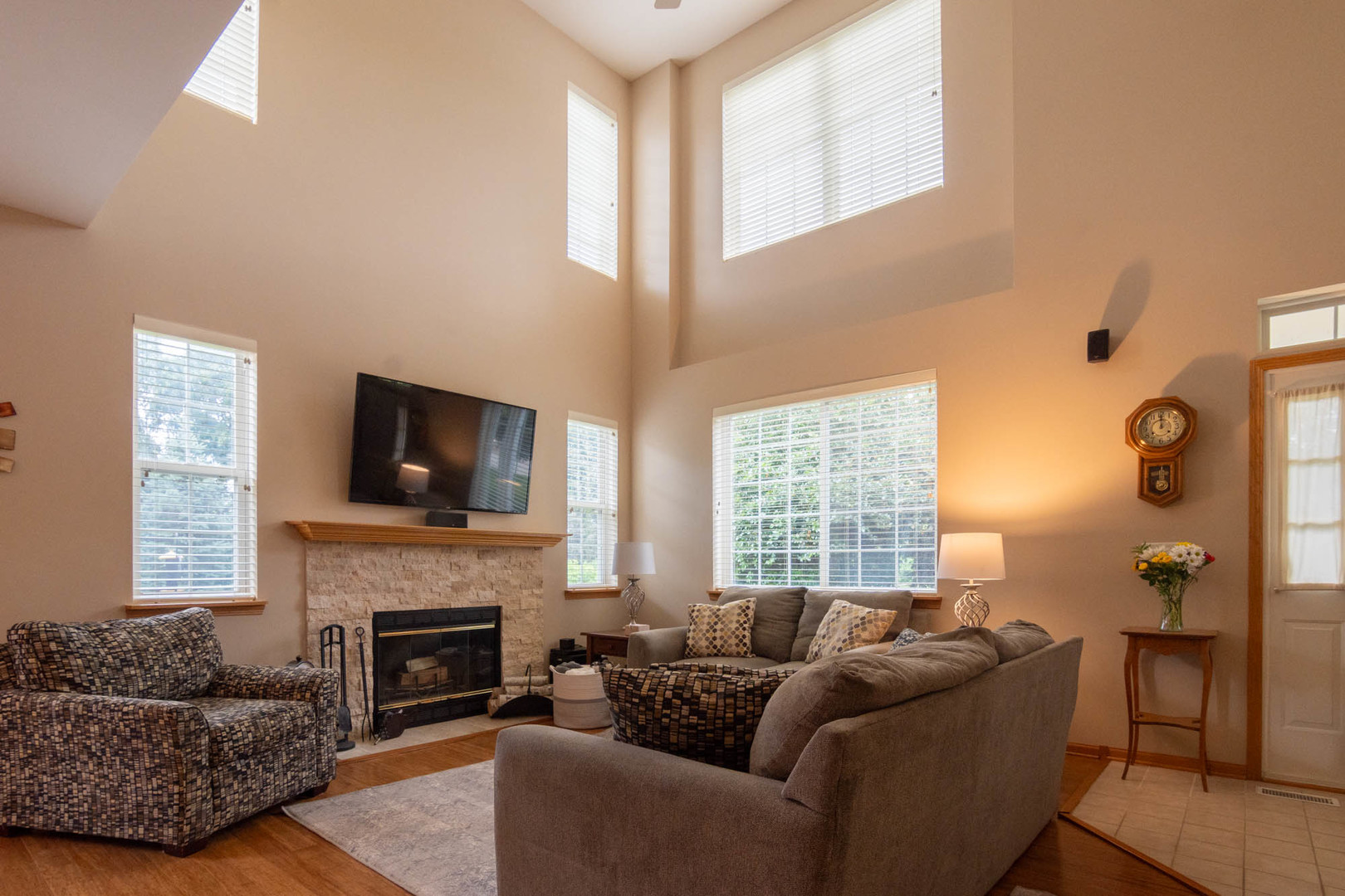 2020 Braeburn Court #A, Wauconda, IL 60084
