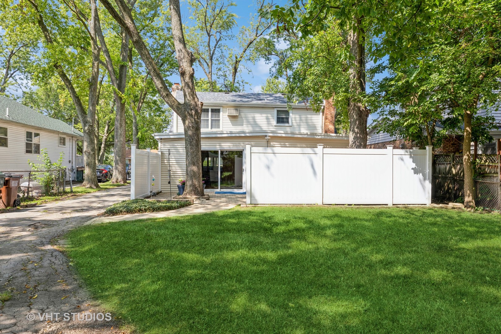 1345 Hickory Road, Homewood, IL 60430
