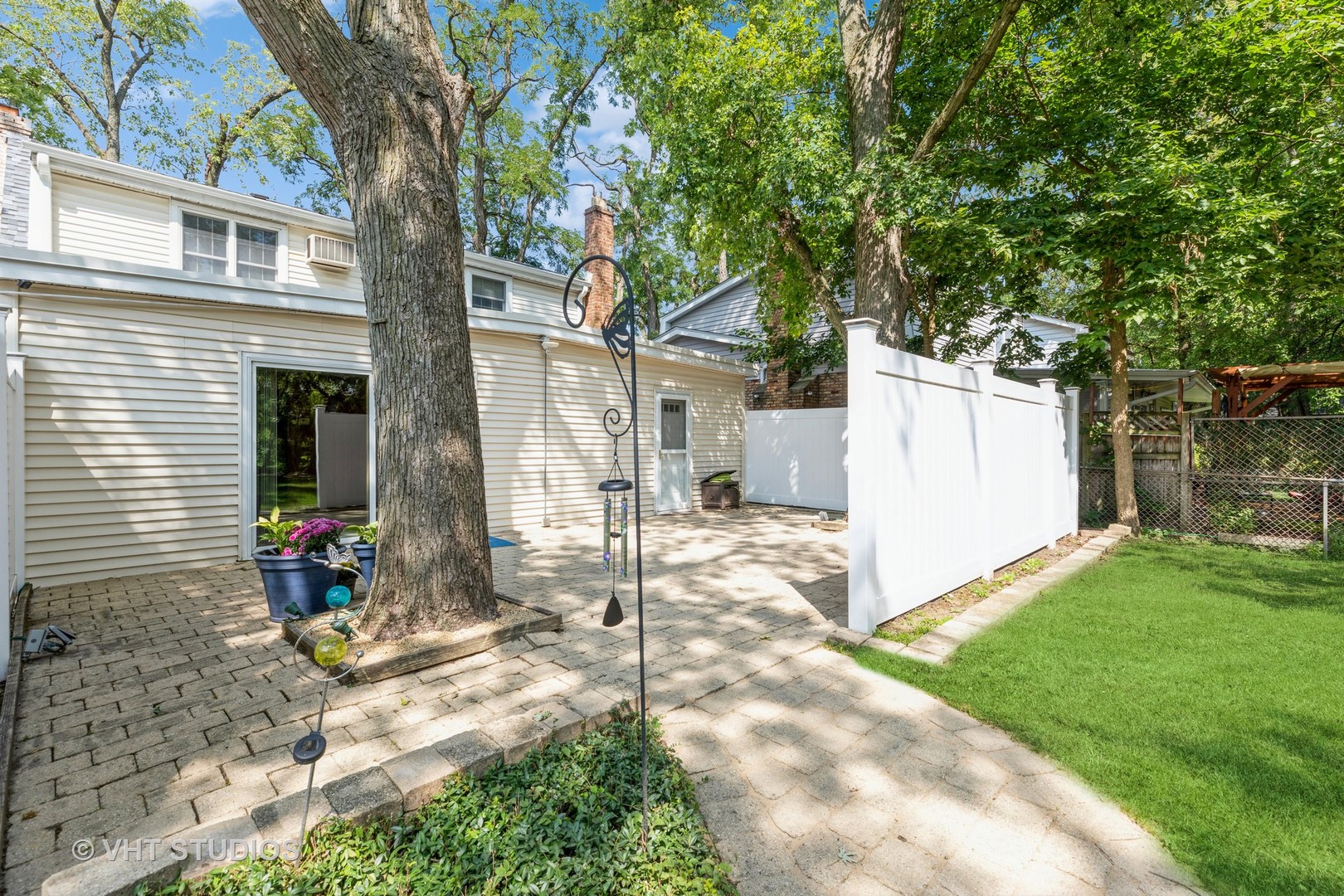 1345 Hickory Road, Homewood, IL 60430