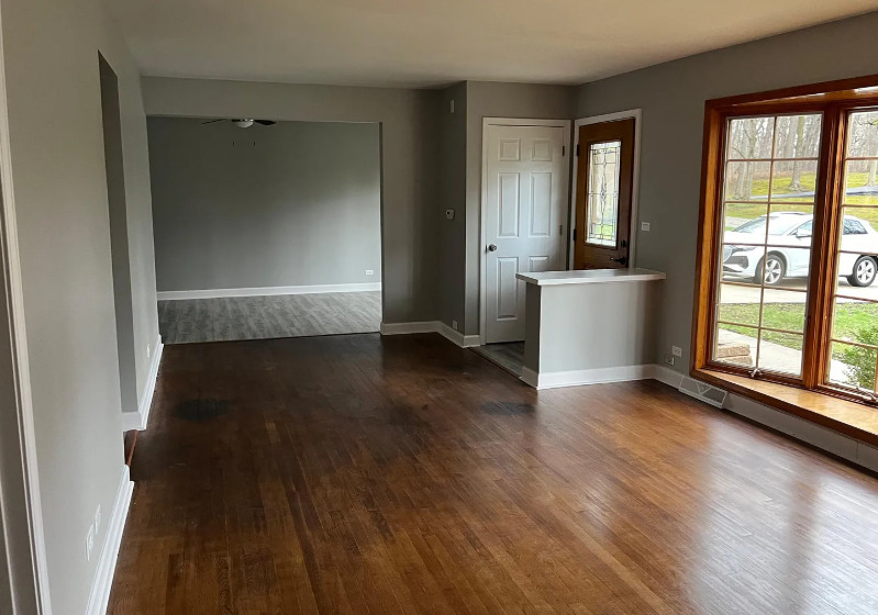 144 N Maple Avenue, Bloomingdale, IL 60108