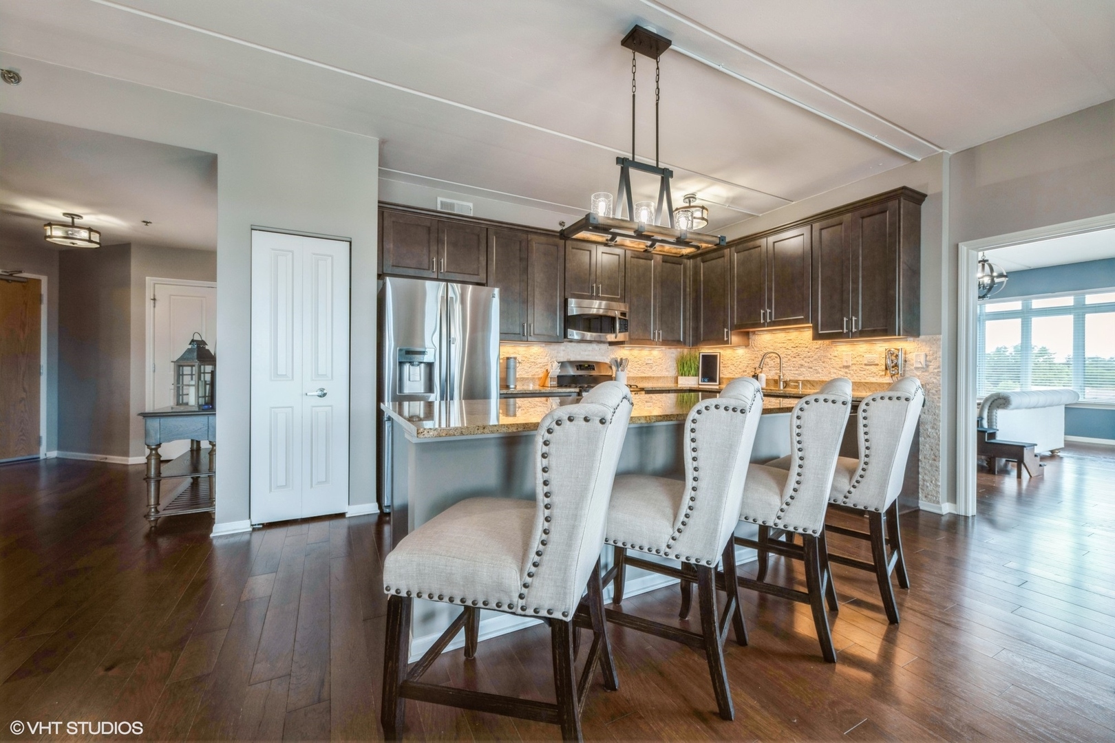 1199 E Port Clinton Road #504, Vernon Hills, IL 60061