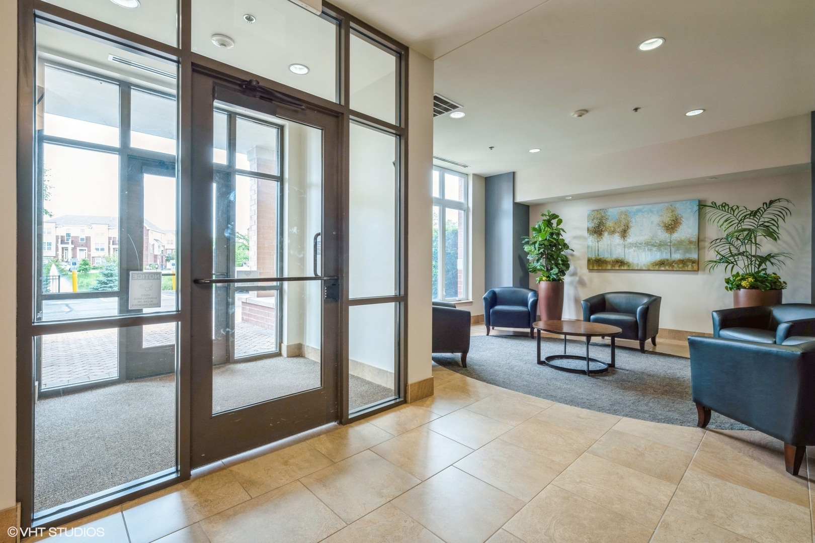 1199 E Port Clinton Road #504, Vernon Hills, IL 60061