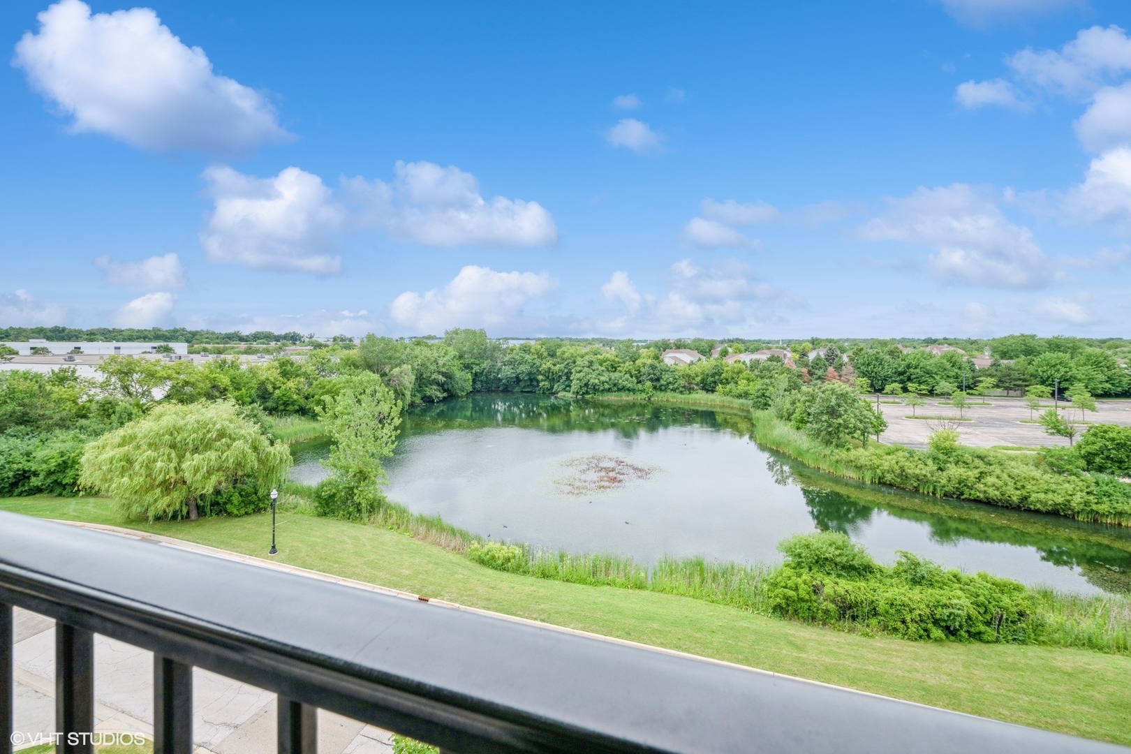 1199 E Port Clinton Road #504, Vernon Hills, IL 60061