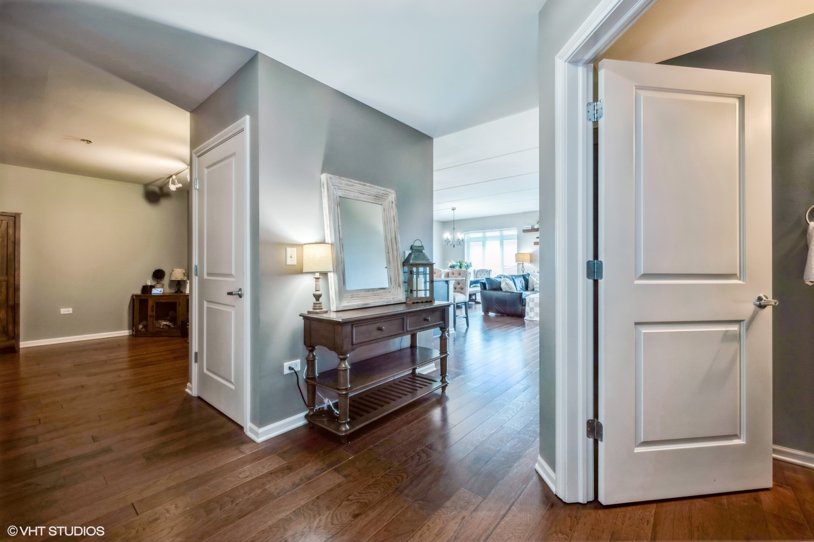 1199 E Port Clinton Road #504, Vernon Hills, IL 60061