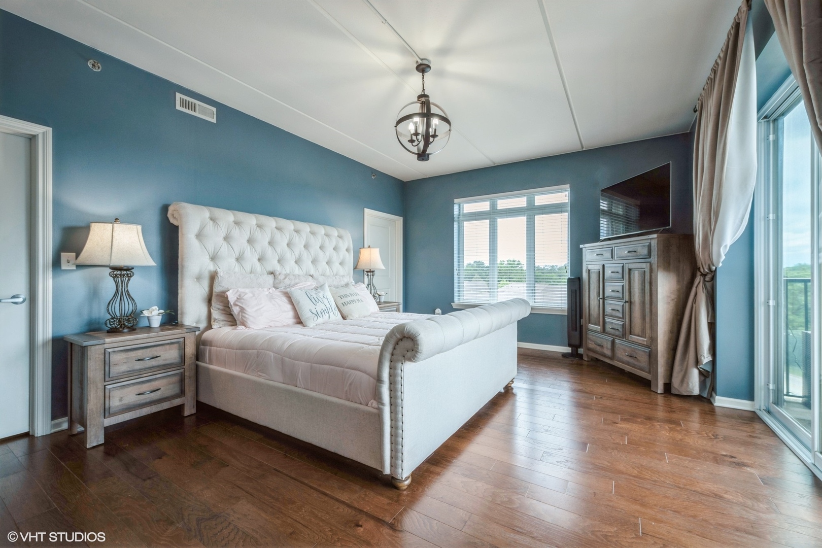 1199 E Port Clinton Road #504, Vernon Hills, IL 60061