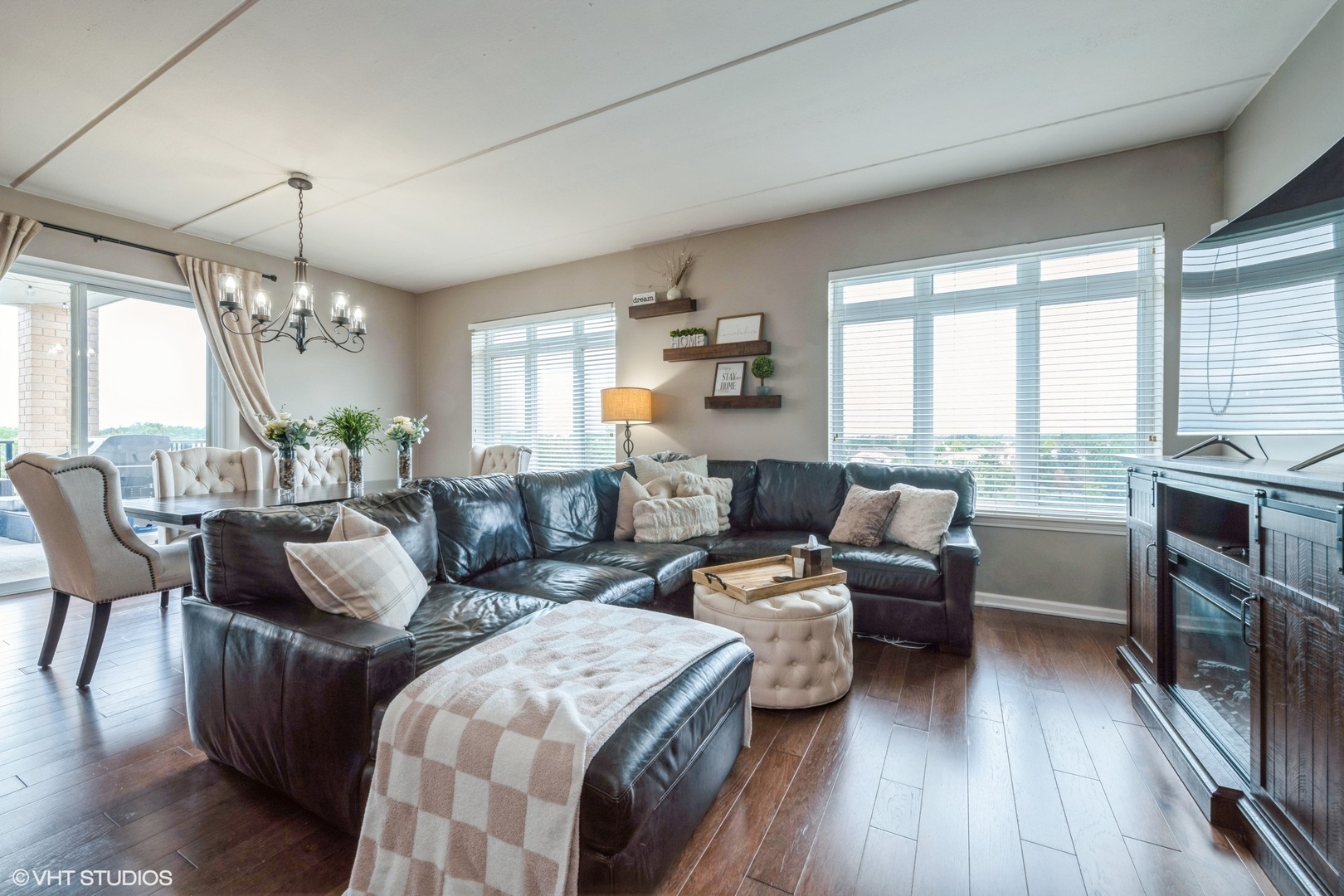 1199 E Port Clinton Road #504, Vernon Hills, IL 60061