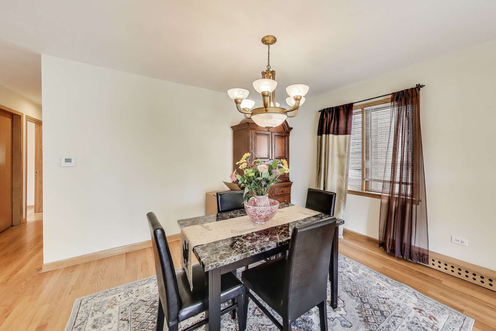 1130 N NORTHWEST Highway #1, Park Ridge, IL 60068