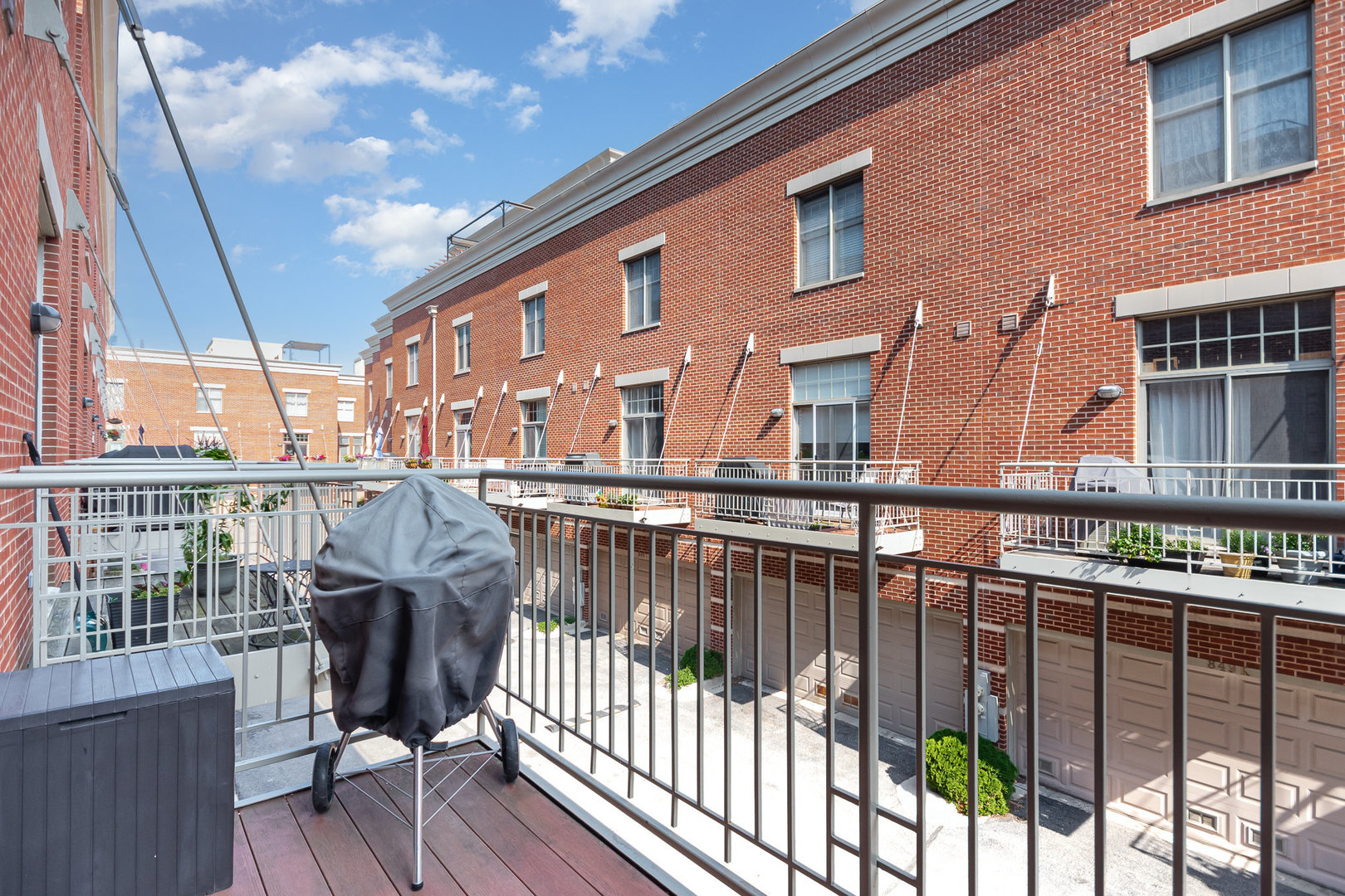 1058 W Fry Street, Chicago, IL 60642