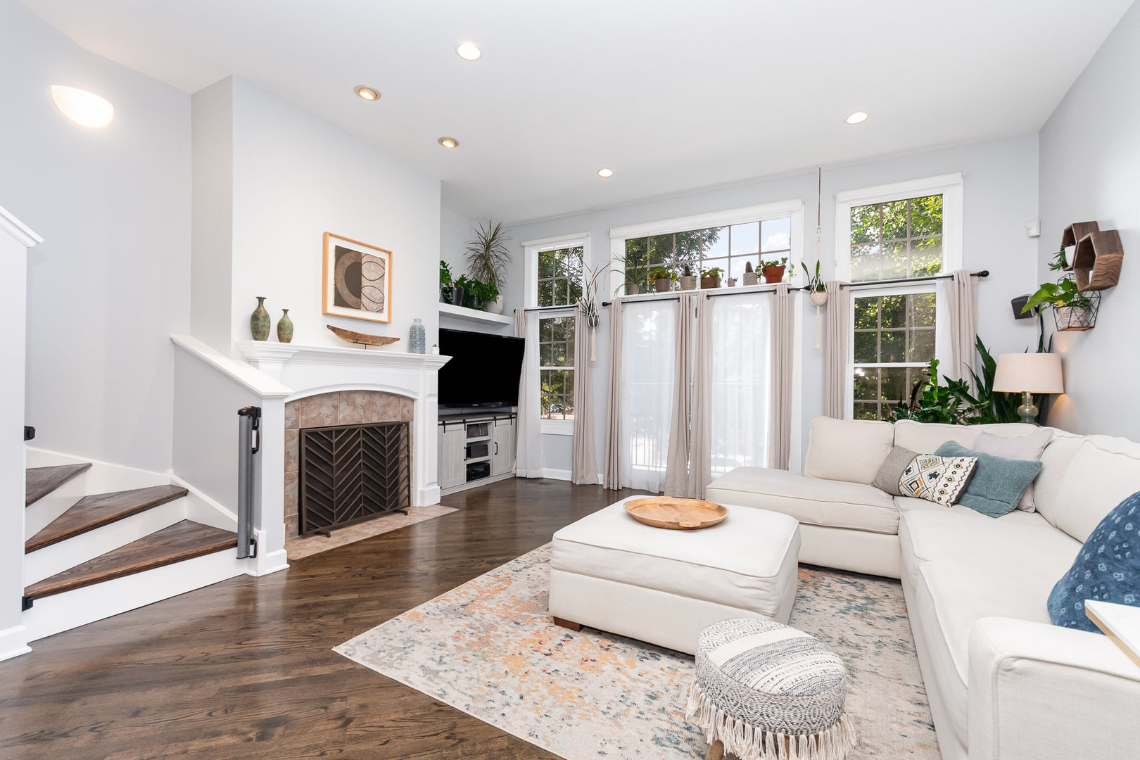 1058 W Fry Street, Chicago, IL 60642