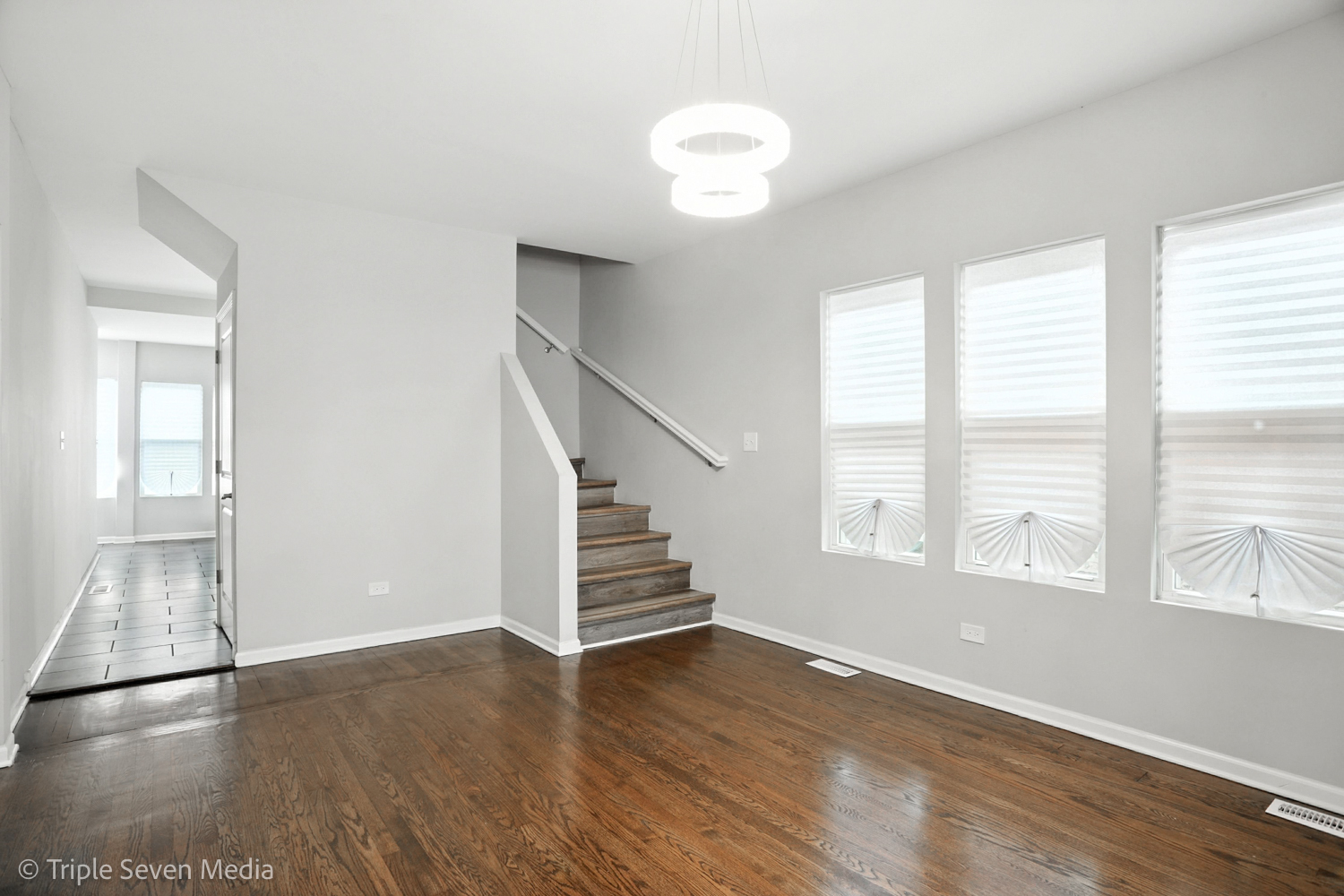 7940 S Perry Avenue, Chicago, IL 60620