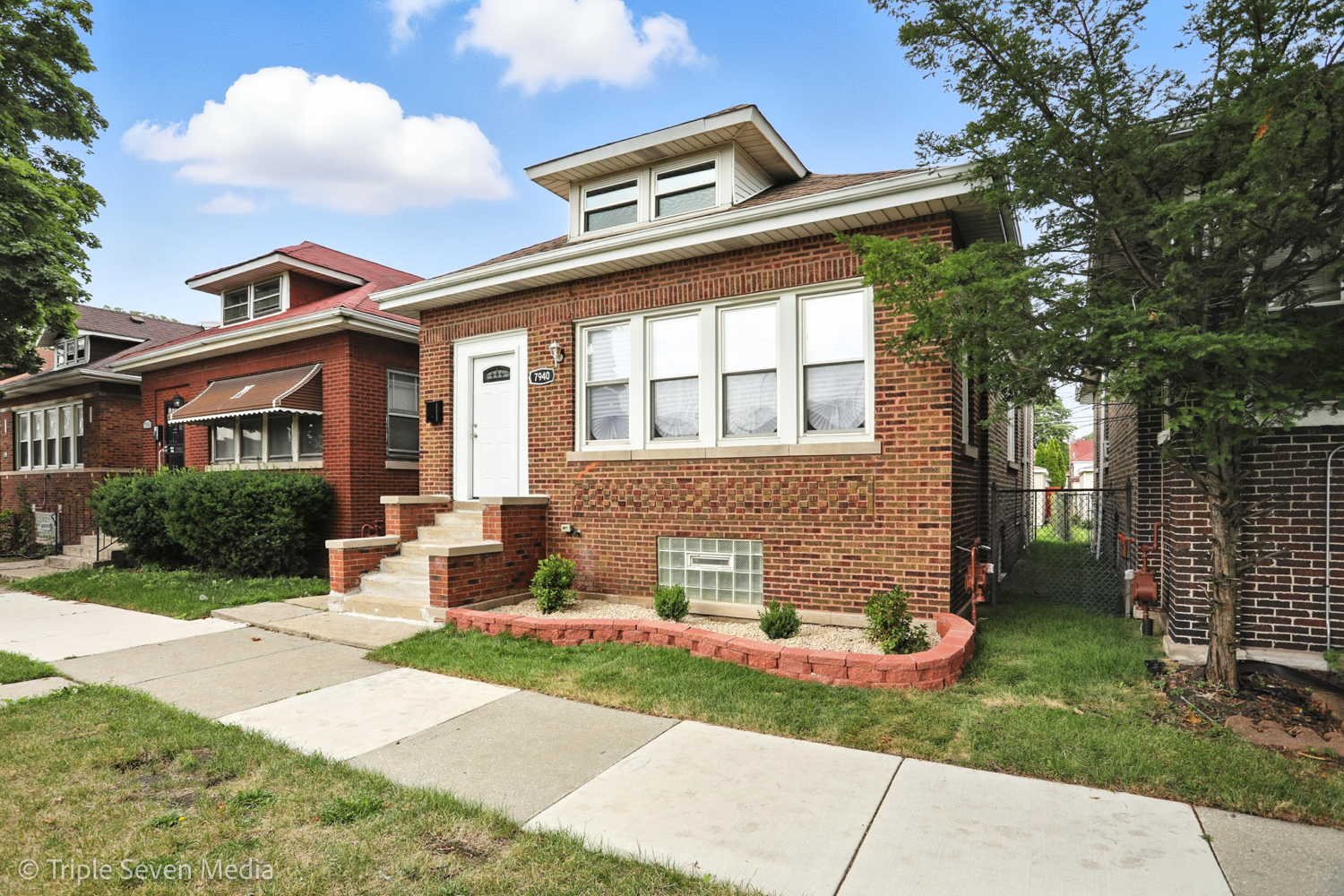 7940 S Perry Avenue, Chicago, IL 60620