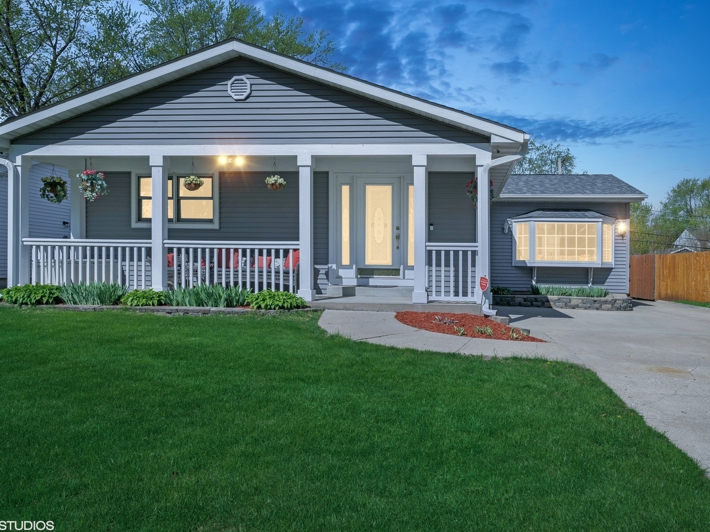 1713 Meadow Lane, McHenry, IL 60050