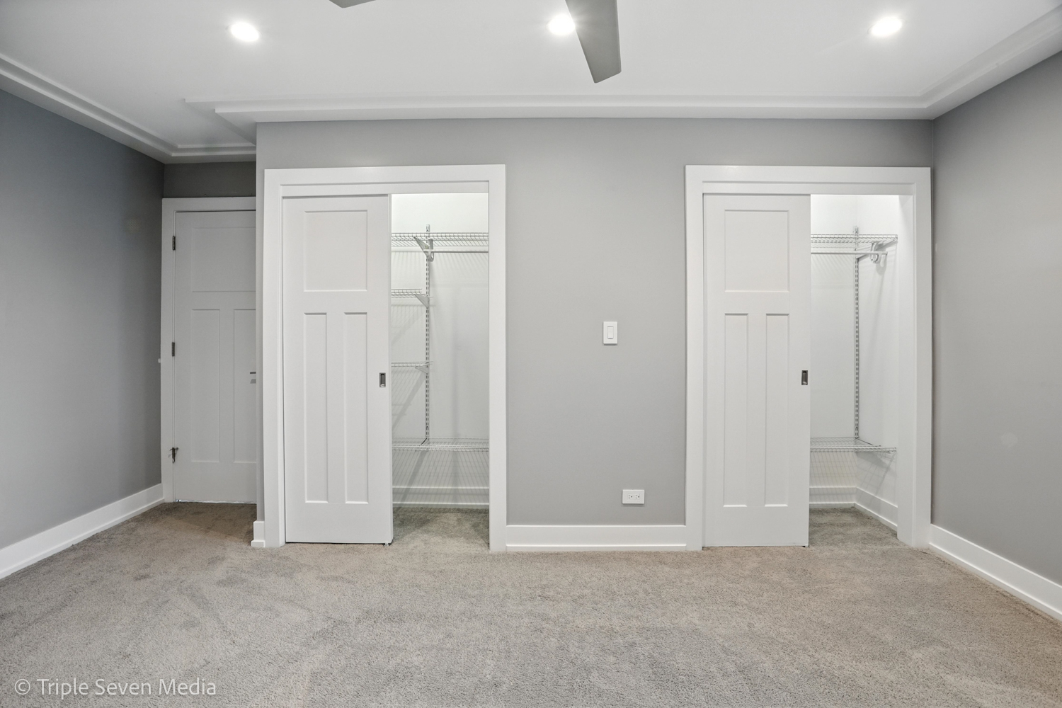 8202 Millstone Drive #3A, Palos Hills, IL 60465
