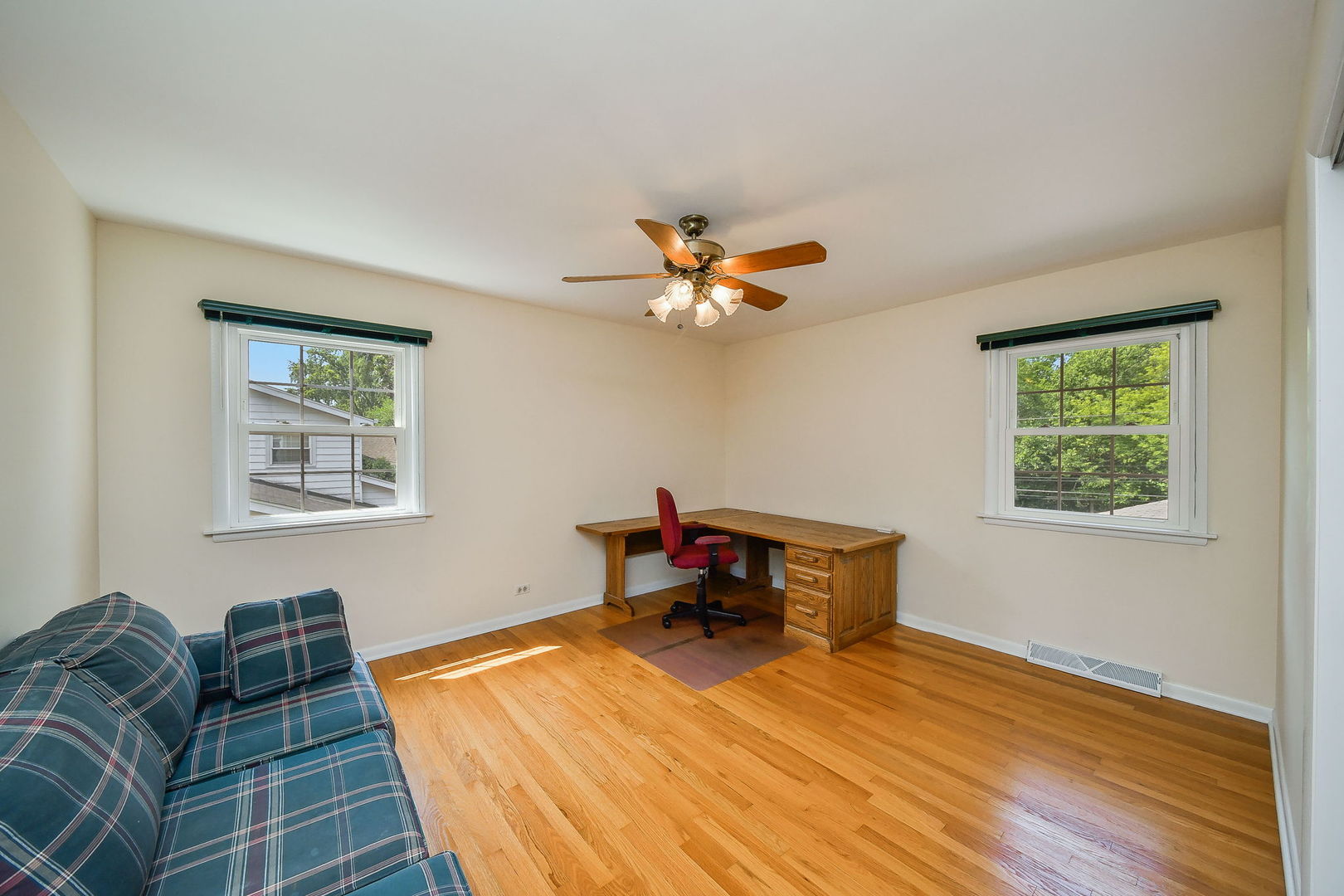1344 S Main Street, Wheaton, IL 60189