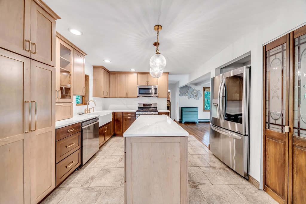 19W681 109th Street, Lemont, IL 60439