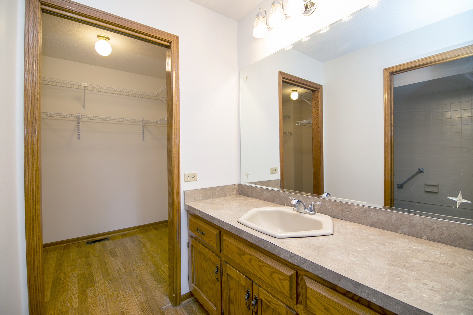 947 Winter Park Drive #947, New Lenox, IL 60451