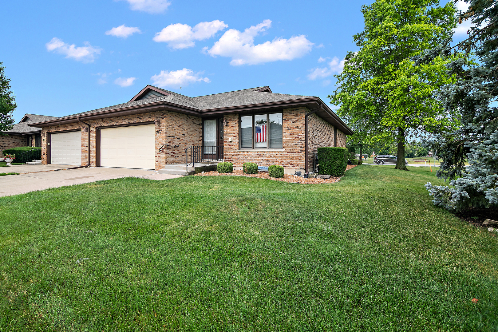947 Winter Park Drive #947, New Lenox, IL 60451