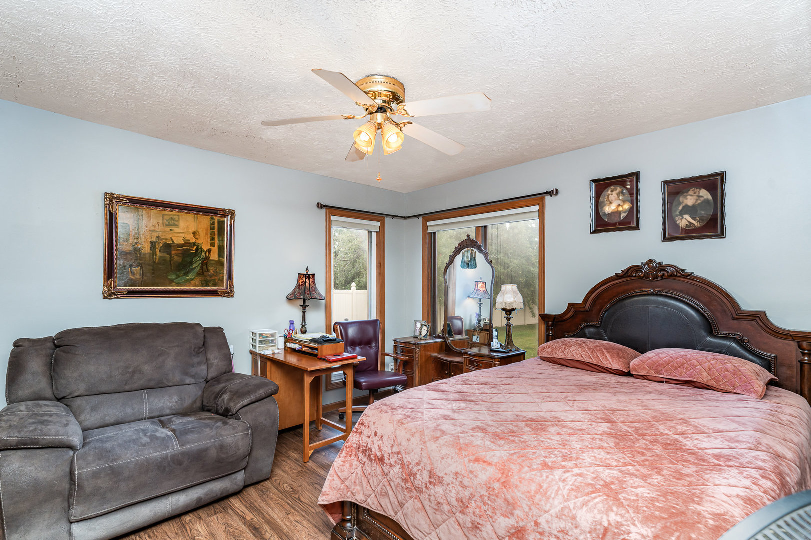 901 W McKinley Road, Ottawa, IL 61350