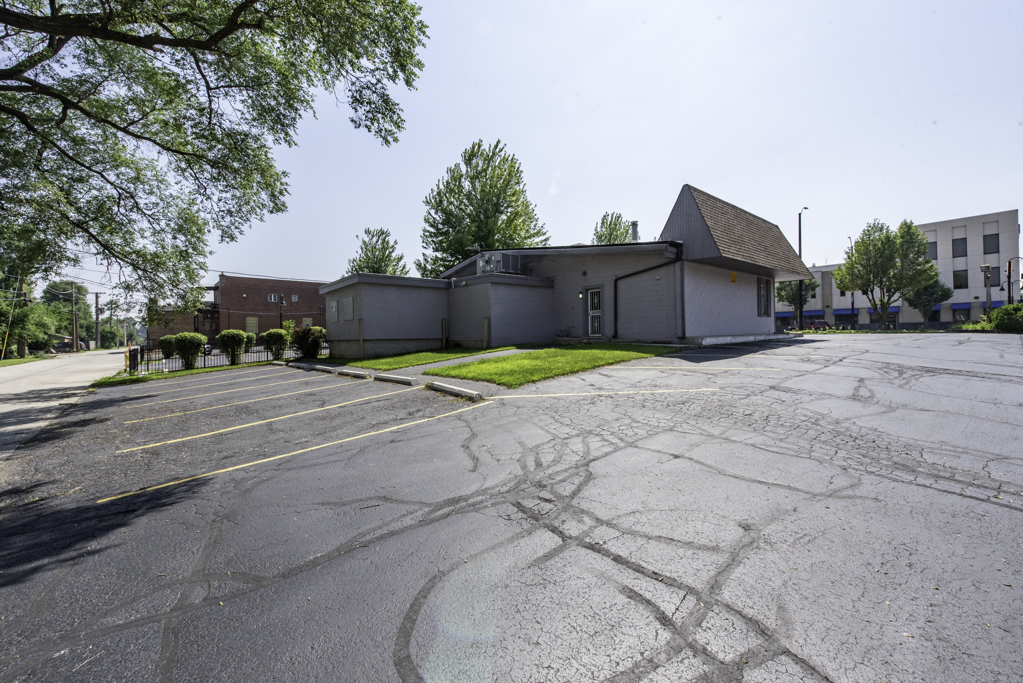 2601 Sheridan Road, Zion, IL 60099