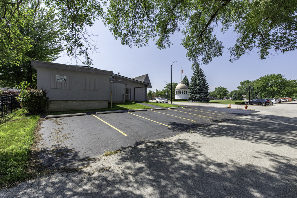2601 Sheridan Road, Zion, IL 60099