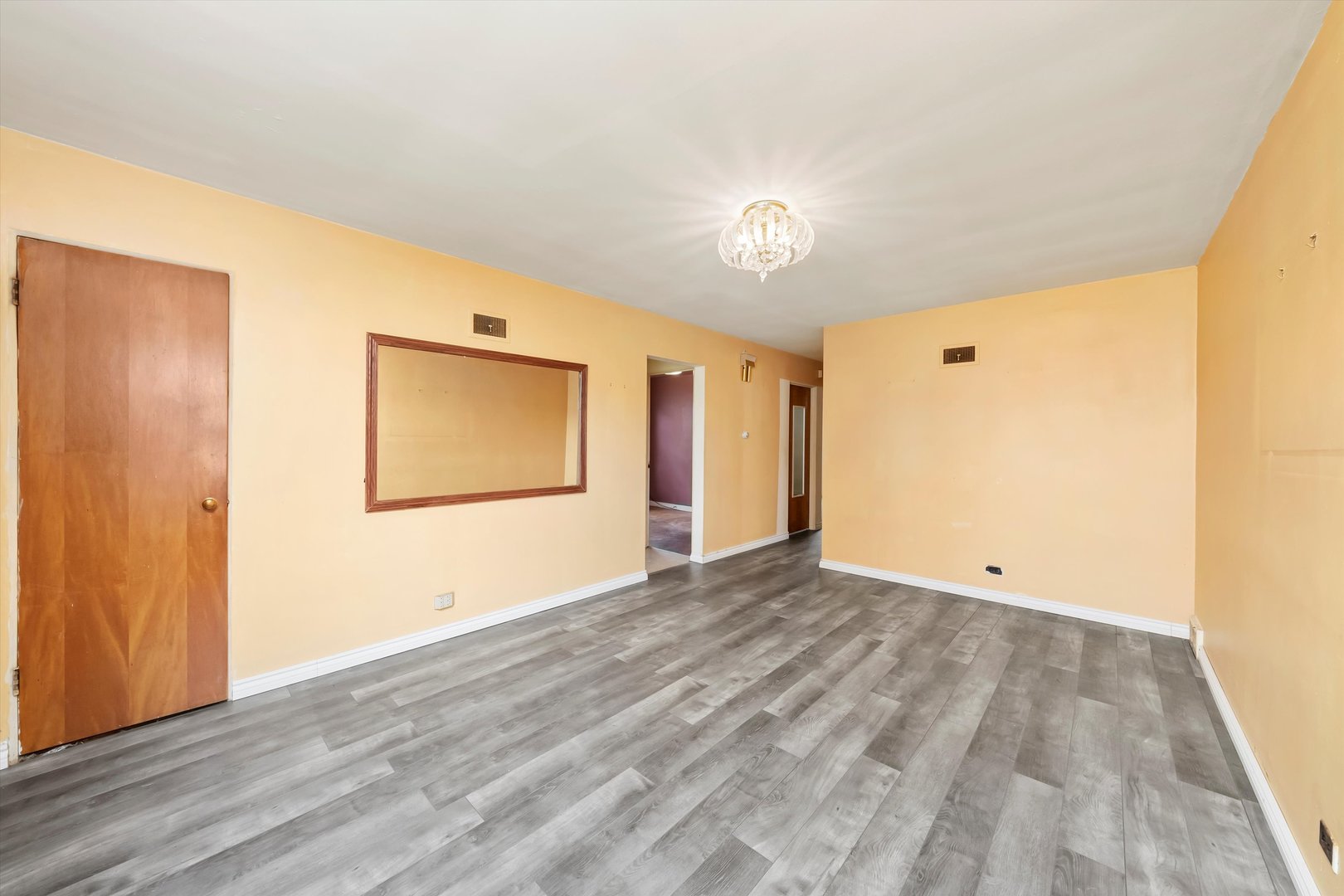 1028 32nd Avenue, Bellwood, IL 60104
