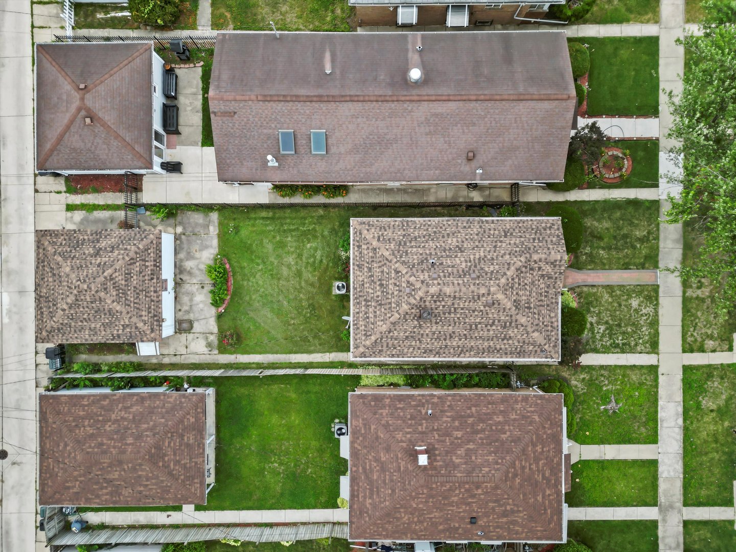 1028 32nd Avenue, Bellwood, IL 60104