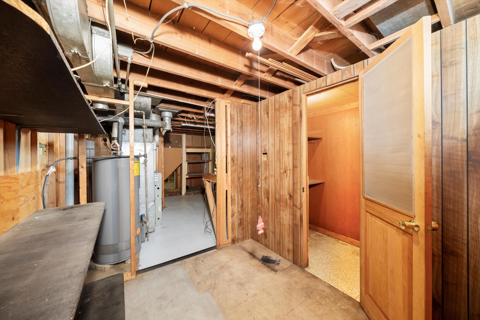 1028 32nd Avenue, Bellwood, IL 60104